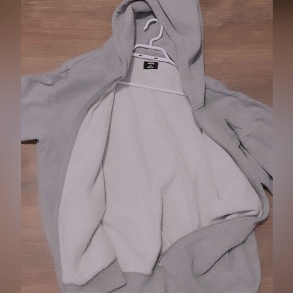 Ardene size M gray zip-up - Picture 1 of 2